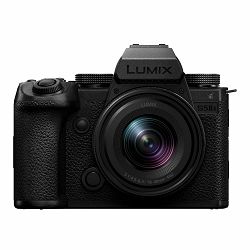 Panasonic Lumix S5 II X + Lumix S 18-40mm F4.5-6.3